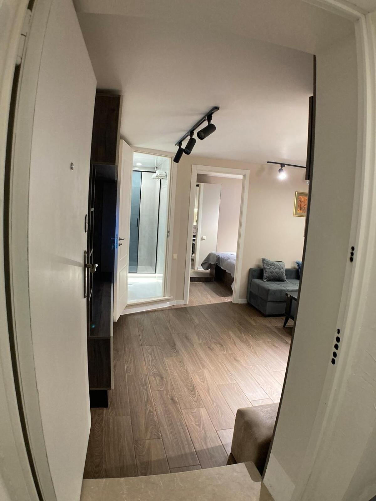 A Cozy And Comfortable Semi-basement Apartment Tbilisi