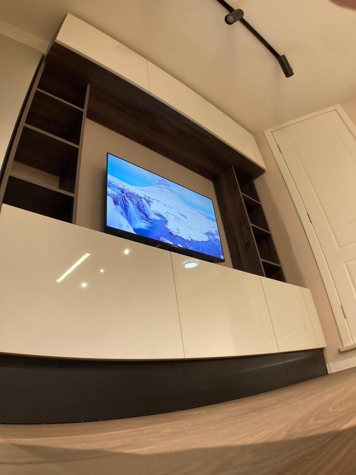 A Cozy And Comfortable Semi-basement *