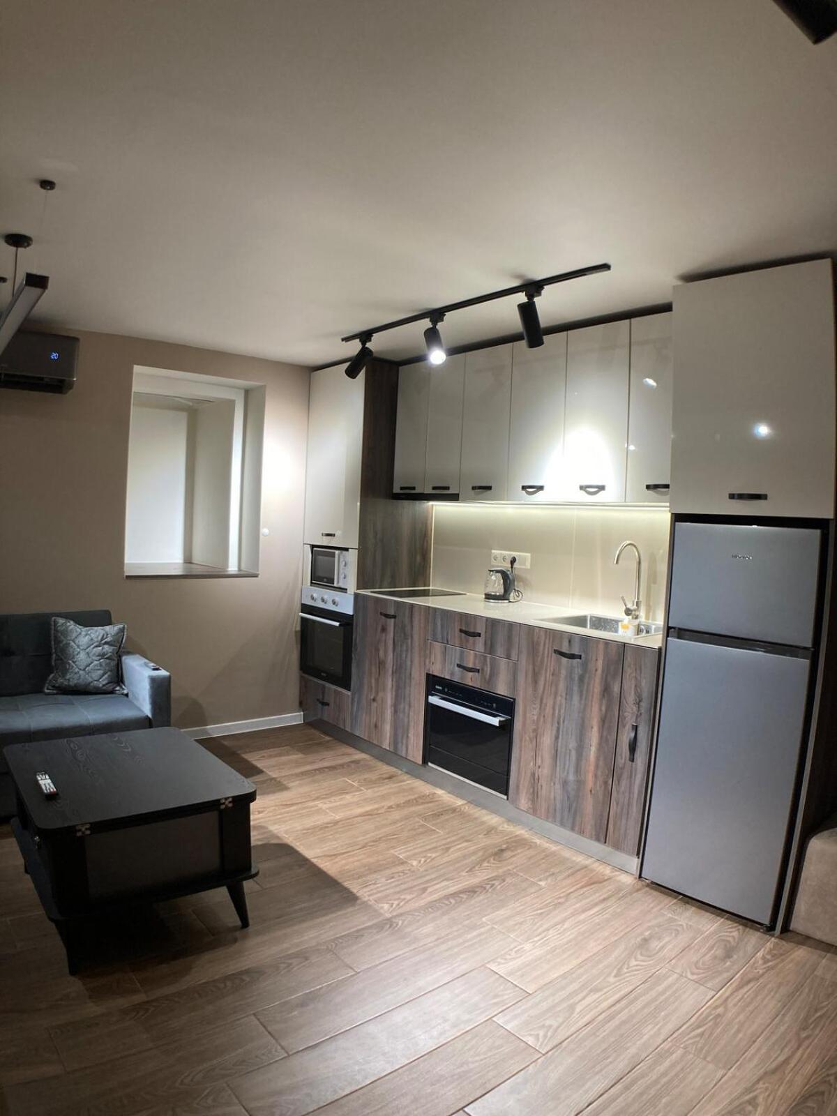 Apartment A Cozy And Comfortable Semi-basement